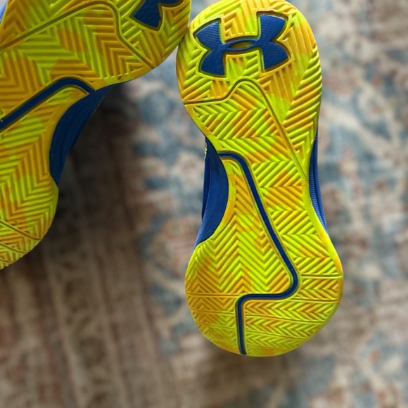 UNDER ARMOUR Kids Blue and Yellow Sneakers • Size 4Y - Picture 6 of 13